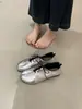 Zapatos Planos de Cordones con Punta Redonda y Hendidura Estilo Pezuña de Cerdo Diseño de Nicho Moda Minimalista Versátil para Mujer Primavera 2026