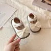 Zapatos de Princesa para Bebé 2026 Nuevos Zapatos de Cuero para Primavera y Otoño Suela Suave Antideslizantes para Niños Zapatos para Caminar para Niños Pequeños Zapatos Individuales para Niñas