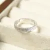 Anéis Texturizados Estilo Coreano para Mulheres, Design de Nicho, Anéis da Moda Estilo Coreano, Anéis Côncavos-Convexos Banhados a Prata Atacado