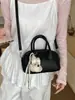Bolso de Concha de Moda Nicho Estilo Coreano para Mujer 2026 Nuevo Modelo Bolso de Hombro Casual para el Trabajo Bolso Cruzado Elegante con Estilo
