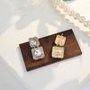 Pendientes de aguja de plata estilo coreano, sencillos, combinables, ligeros, lujosos, geométricos, cuadrados, estilo frío, de alta gama, con diamantes exquisitos para mujer.