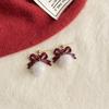 Retro Hong Kong Estilo Elegante Óleo Gota Amor Brincos Feminino Outono e Inverno Ankora Vermelho Brincos Moda Leve Luxo Estilo Branco Brincos