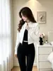 Chaqueta corta con cremallera estilo europeo para mujer, nueva colección otoño 2026, diseño adelgazante y que favorece la figura, prenda de abrigo de moda