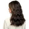 Peluca rizada de longitud media con efecto de onda de agua, peluca de estilo europeo y americano 2026 para cruzar fronteras de aspecto natural, peluca rizada de longitud media para mujer, gorra para peluca, disponible para venta al por mayor
