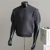 Suéter com Gola Meia-Alta Canelado Estilo Old Money para Homens, Nova Camisa Base de Tricô Oversized Versátil para Primavera/Verão com Gola Redonda e Mangas Curtas