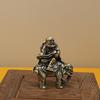 Colección de adornos de dieciocho Arhats de latón antiguo, retro, dragón, tigre, decoración de escritorio, cobre, hombre de bronce macizo en miniatura