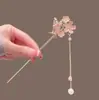 Pasador Rosa Dulce y Femenino para Niñas, Pasador Estilo Chino Hanfu con un Toque de Lujo, Accesorio para el Cabello para Peinados Recogidos