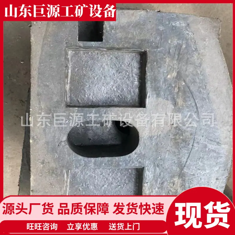 w=675&h=750&s=59A39155
