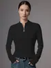 Elegante y refinado suéter fino de lana hilada fina, suave y amigable con la piel, transpirable, adecuado para el uso diario de mujer, se puede usar tanto por dentro como por fuera, top de punto de color liso