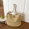 Bolsa Feminina Duoguo Verão Design Vazado Bolsa Transversal Tipo Balde Modelo Novo 2026 Bolsa de Ombro de Grande Capacidade para Praia e Viagem