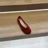 Zapatos planos retro sin cordones de punta redonda para mujer, nuevo modelo de primavera, zapatos cómodos y casuales estilo Birkenstock, mocasines de cuero genuino con suela blanda