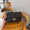 Comercio Exterior Dropshipping Transfronterizo 2025 Nuevo Estilo Bolso de Mano para Mujer Estilo Chanel Pequeño Bolso Cuadrado Pequeño para Hombro Cruzado