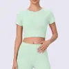 Camiseta de yoga feminina de manga curta em spandex, respirável, absorvente de suor, corte justo, comprimento curto, top fitness fresco e de secagem rápida