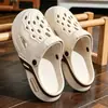 Calzado de exterior sandalias de verano antideslizantes de punta cerrada para hombre suela gruesa sensación suave zapatos para exteriores de playa
