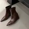 Lindas botas femininas, 26 novos estilos, bico fino, couro macio, salto plataforma, botins, salto grosso, botas justas, botas de moda retrô