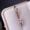 Anillo de Morganita Natural con Cristales Limpios y Color Único, Chapado en Plata S925 con Oro Rosa, Piedra Principal de 5 mm