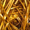 Paquete de 100g de Hierba Raffia con Purpurina y Tiras de Papel Dorado con Purpurina para Decoración de Cajas de Regalo de Dulces para Bodas, Relleno de Papel Triturado al por Mayor