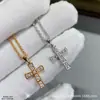 Versión Alta V Collar de Cruz Cruzado Venta Caliente Transfronteriza Lujo Ligero Completamente Diamantado Unisex Cadena de Clavícula Hueso de Serpiente Oro Rosa