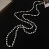 Collar largo de diseño de moda de alta gama para mujer con cadena de lana con perlas Shijia redondas, elegante y retro, sencillo y destacado.