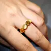 Anel de Moeda de Cobre Estilo Chinês Personalizado Transfronteiriço Olho de Gato para Mulheres, Design de Nicho, Banhado a Ouro, Redondo, Anel Aberto Ajustável