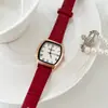 Reloj de Alta Gama Estilo Nuevo 2024 para Mujer Cuadrado Retro Estudiante Nicho Lujo Ligero Simple Mori Versátil Reloj de Cuarzo