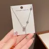 Diseño de Nicho de Lujo Ligero con un Toque de Alta Gama, Collar de Flor de Cuatro Hojas con Borlas de Cintura Delgada, Cadena para Clavícula Versátil Dulce y Elegante