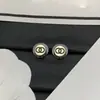 2025 Novo Modelo Transfronteiriço Réplica Chanel Acabamento Fino Brincos de Esmalte Preto Rosa Duplo C Pequenos Requintados Brincos de Luxo Leve Atacado