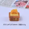 Perro Caliente con Queso en Palo Juguete de Comida Dibujo Animado Hecho a Mano Accesorios para Joyería DIY Pegamento de Crema Resina Accesorios Pequeños Paquete de Materiales Venta al por Mayor