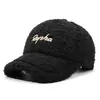 Gorra de béisbol de lana de cordero transfronteriza para mujer, en stock para invierno al por mayor, gorra gruesa para mujer, cálida para otoño e invierno, versátil y moderna