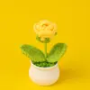 Producto Terminado: Planta de Girasol Tejida a Crochet Hecha a Mano Transfronteriza, Adorno de Flor Artificial de Escritorio, Regalo del Día del Maestro