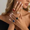 Anillo de Metal Hueco con Gema Exagerado Estilo Ins Transfronterizo Europeo y Americano, Anillo Geométrico Redondo de Resina Vintage Apilable