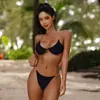 Novo em estoque Biquíni triângulo de cor sólida europeu e americano Fato de banho dividido transfronteiriço Atacado Moda praia sexy feminina biquíni
