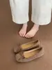 Sapatos Femininos Elegantes com Laço Quadrados Aumentadores de Altura 2025 Outono/Inverno Novos Sapatos Vermelhos para Noite