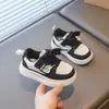 Zapatos Deportivos Transpirables para Niños 2026 Primavera/Otoño Zapatos para Niños Suela Suave para Niños Transpirables Modernos Versátiles Suela Suave Zapatos de Tabla para Bebé