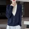 Lã Fina 2026 Outono/Inverno Novo Suéter de Tricô Pulôver Feminino Solto Gola Redonda Design Color Block Falso Duas Peças