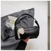Bolsa de Mão com Padrão Trançado Transfronteiriço para Mulheres, Nova Bolsa Almofada Texturizada da Moda, Bolsa de Ombro Transversal de Alto Valor Retrô