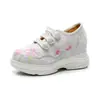 Tênis de Lona Branco com Garça Bordada Sapatos Bordados Sapatos de Tecido Antigos de Pequim Sapatos Brancos Espessos Tênis Esportivos Sapatos de Estilo Antigo Saiba Como