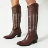 Otoño Invierno 2026 Botas Nuevas para Mujer Moda Europea Americana Punta Cuadrada Tacón Grueso Bordado Bordado Tradicional Botas Largas Botas de Montar Comercio Exterior