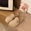 Mules retro de color marrón con suela gruesa estilo Birkenstock para mujer, nuevas sandalias de verano 2026 para exteriores con puntera cerrada que aumentan la altura