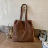 Bolsa Tote de Lã de Cordeiro com Cordão Moda Outono e Inverno 2026 Transfronteiriça Bolsa de Ombro Feminina para o Dia a Dia Bolsa de Mão Casual