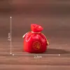 Enfeites do Ano do Cavalo, pequenas figuras de cavalo auspiciosas para o Ano Novo, pequenas bolsas da sorte, acessórios decorativos DIY, decorações de paisagem em miniatura, pequenos enfeites de mesa