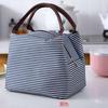 Fuente de suministro Bolsa rayada de conservación en frío Bolsa coreana para el almuerzo Bolsa impermeable para el almuerzo Bolsa aislante con bolsa para arroz