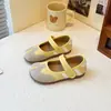 Sapatos Sociais Femininos Mary Jane Pequenos de Couro 2025 Verão Novo Sapatos Individuais Antiderrapantes Infantis Respiráveis Casuais para Bebê