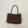 Bolsa tote casual retrô de cor sólida e grande capacidade, novo modelo de verão 2026, bolsa de ombro feminina de alta aparência, bolsa de trabalho moderna
