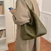Patrón tejido de moda, gran capacidad, nueva colección otoño 2026, retro, simple, elegante, versátil bolso de hombro, bolsa tote y bolso cruzado