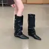 2026 Botas de Cavaleiro Estilo Novo Botas de Deserto Botas Altas Fivela Versátil Botas Longas Femininas Vento Empilhadas