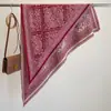 Bufanda Triangular de Otoño e Invierno Nueva Transfronteriza Más Vendida Flor de Anacardo Retro Imitación Cachemira Moda Retro Versátil de Gama Alta para Mujer
