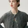 Bai Cai Rong Nueva Colección Otoño/Invierno 2026: Elegante y Casual Cárdigan de Punto Trenzado con Cuello Redondo, Mismo Estilo que los Disponibles en Tiendas Departamentales