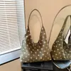 Bolso de lunares estilo coreano para mujer, nuevo modelo de comercio exterior, bolso versátil de hombro y axila, gran capacidad, bolso tipo cubo simple para el día a día para mujer