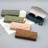 Estuche para Gafas Portátil de Alta Gama Anti-Presión 2026Ins para Estudiantes, Hombres y Mujeres, con Logo, Estilo Retro Nuevo Estuche para Gafas de Sol al por Mayor